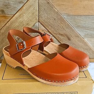 Mia Sofia The Abby Brown Leather Clog